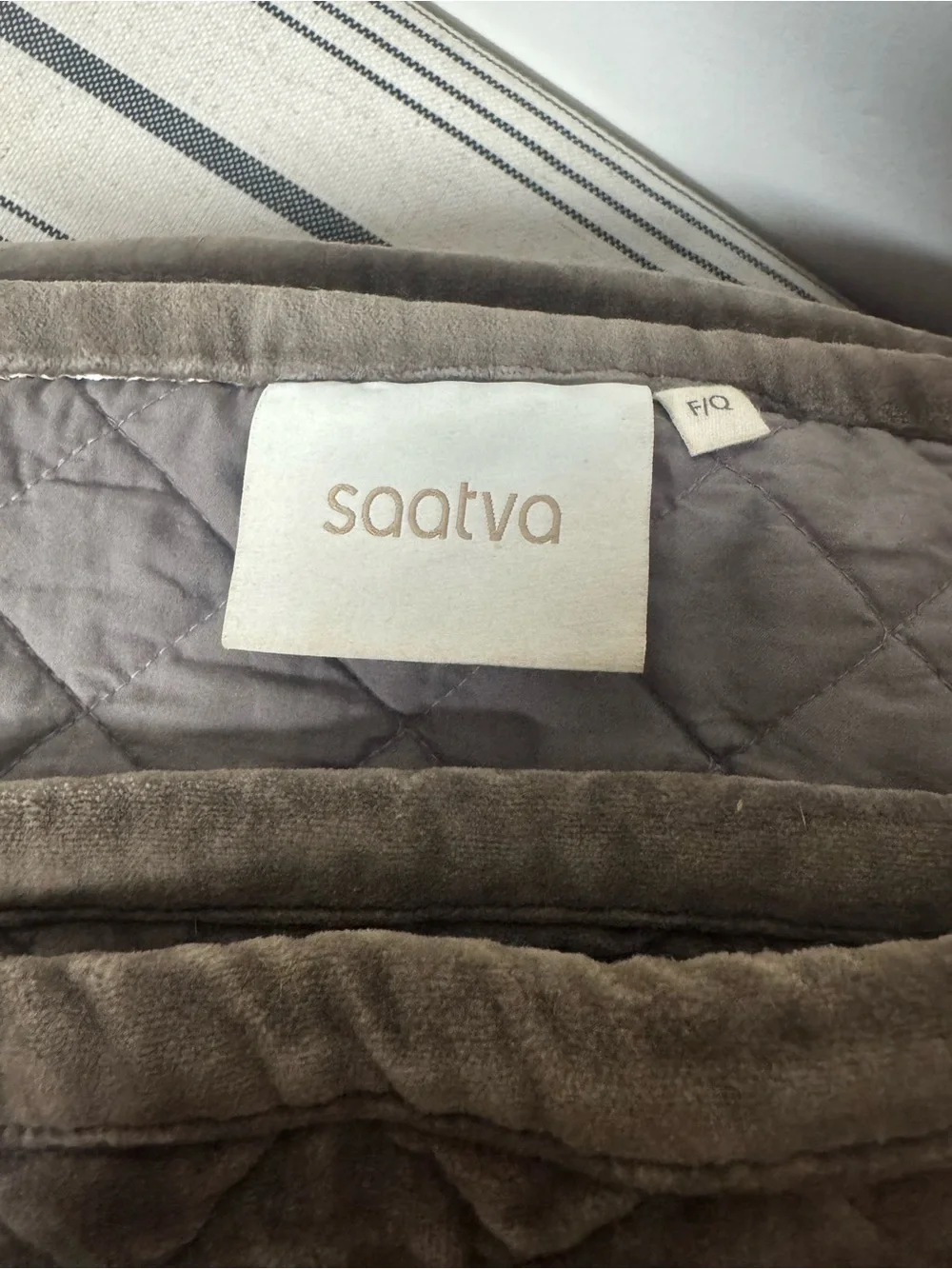 Organic Velvet Diamond Quilt - Charcoal gray full/ Queen comforter